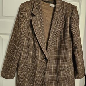 Brown Plaid Women's Jacket🤎